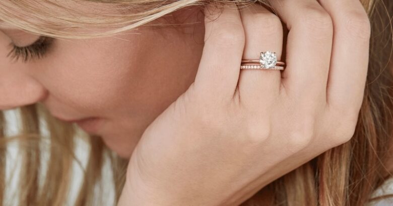 結婚指輪はラザールダイヤに固執せずデザイン優先の傾向